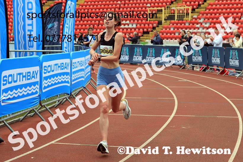 Gateshead Marathon, 2024 Gateshead Marathon, Half Marathon and 10k, Gateshead Stadium.  Photo: David T. Hewitson/Sports for All Pics